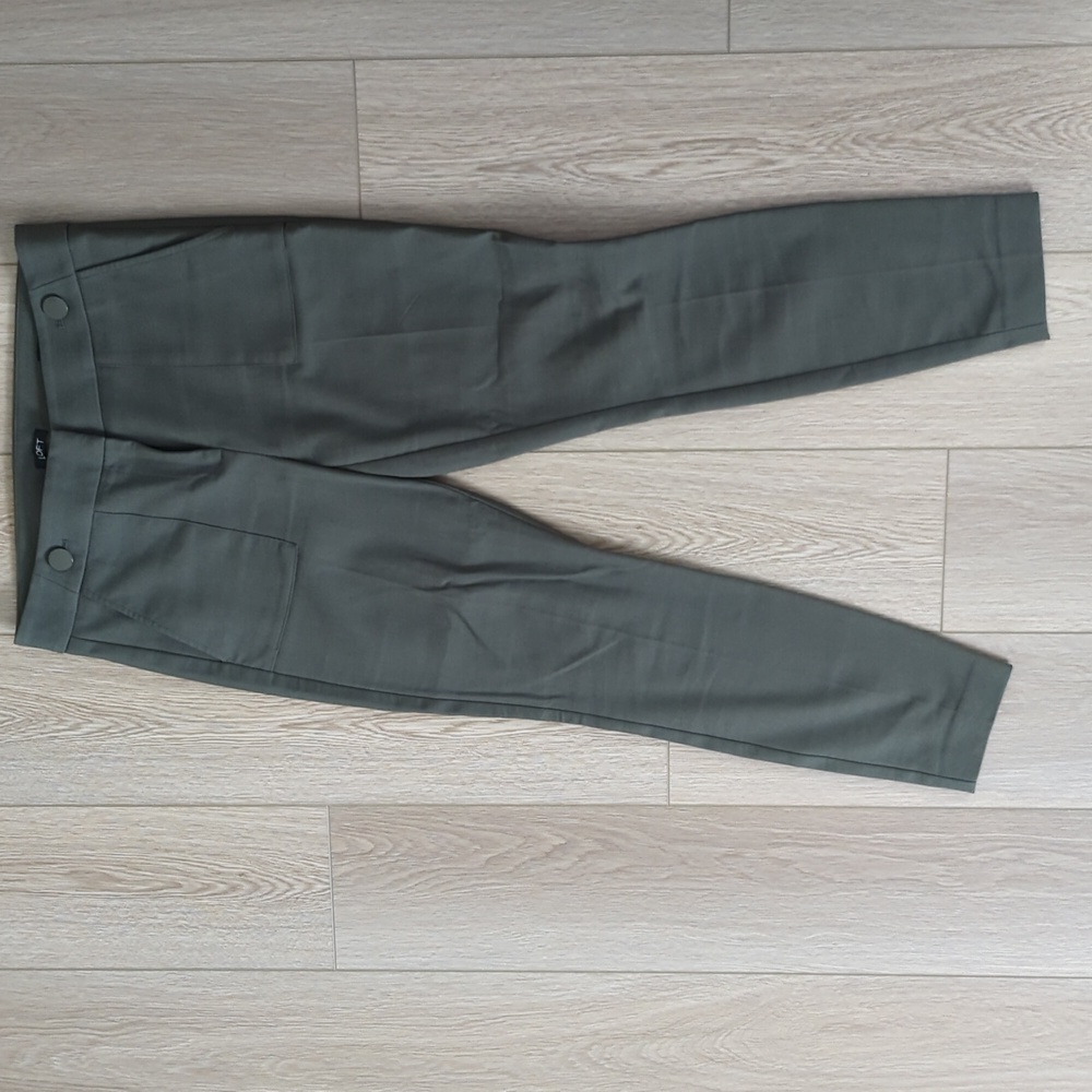 Loft Marisa skinny size 8 pants olive green